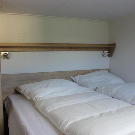 De Bijsselse Enk, Noors Chalet 12 ヌンスペート エクステリア 写真